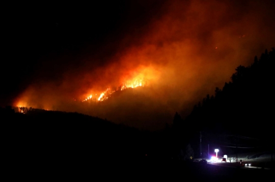 Pantauan Kebakaran Terbesar di Colorado dari Satelit