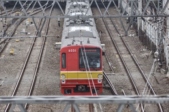 Jadwal Operasional KRL Kembali Normal