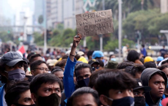 Orasi Mahasiswa Dalam Aksi Tolak UU Cipta Kerja
