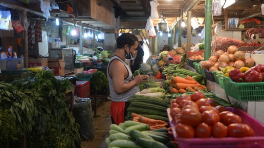 Pasar Tradisional Semakin Sepi Pembeli