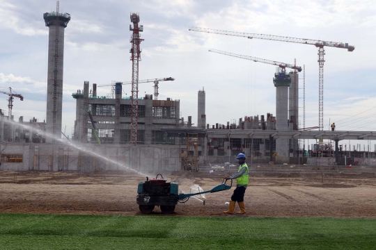 Dua Lapangan Latihan Jakarta International Stadium akan Gunakan Rumput Hybrid