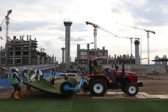 Dua Lapangan Latihan Jakarta International Stadium akan Gunakan Rumput Hybrid