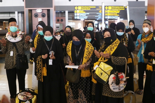 Mulai Hari Ini, Jemaah Umrah Indonesia Berangkat ke Tanah Suci