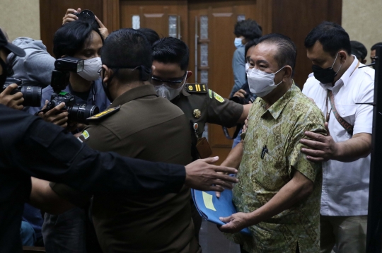 Ekspresi Djoko Tjandra Hadapi Dakwaan JPU