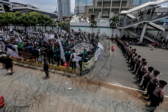 Aksi Ormas Islam Kecam Presiden Prancis