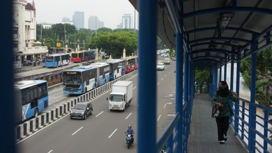 Transjakarta Targetkan Seluruh Armadanya Berteknologi Listrik pada 2030