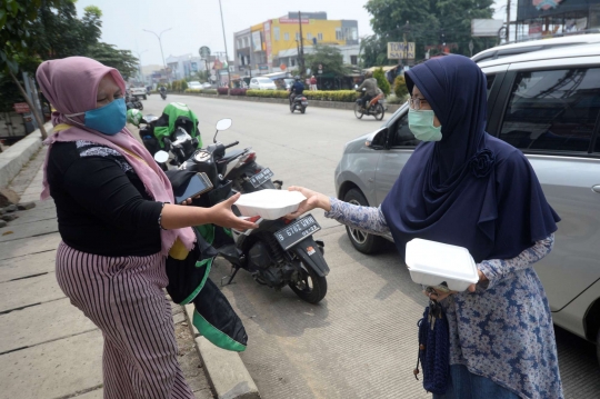 Makanan Gratis di Hari Jumat Berkah