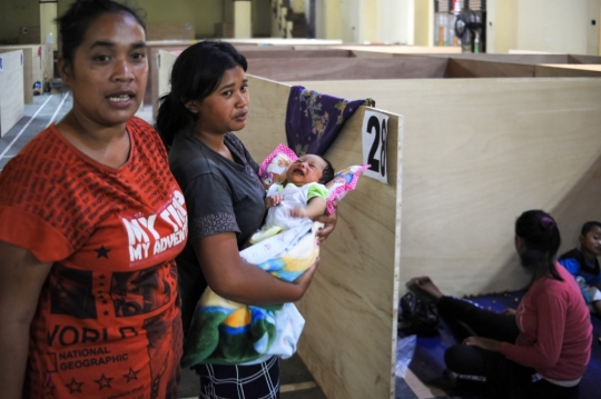 Melihat Tempat Pengungsian Warga Terdampak Aktivitas Gunung Merapi
