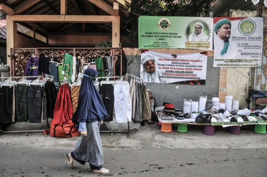 Menyambut Imam Besar di Petamburan III