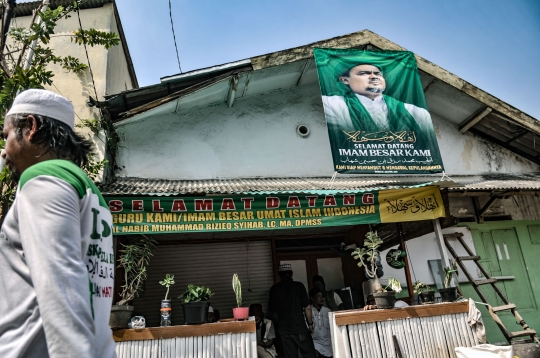 Menyambut Imam Besar di Petamburan III