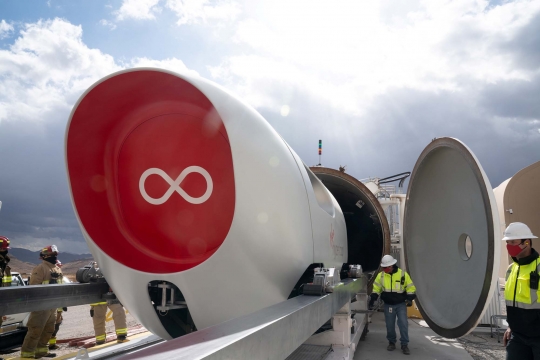 Menjajal Virgin Hyperloop, Transportasi Futuristik Supercepat