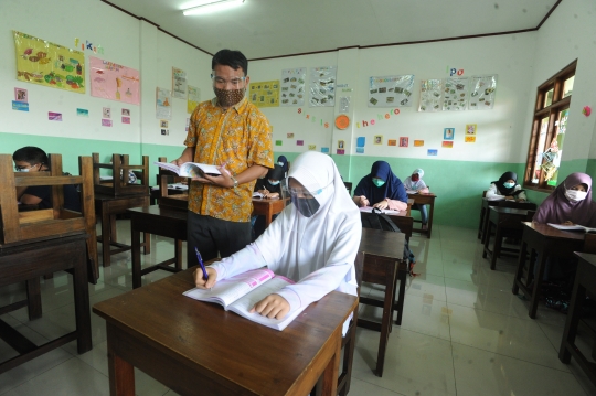 Melihat Penerapan Sekolah Tatap Muka di Tangsel