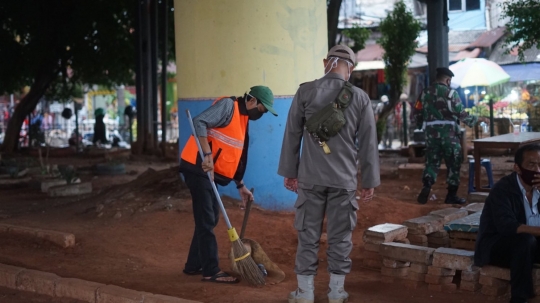 Operasi Yustisi, Petugas Jaring Pelanggar Masker di Kampung Melayu