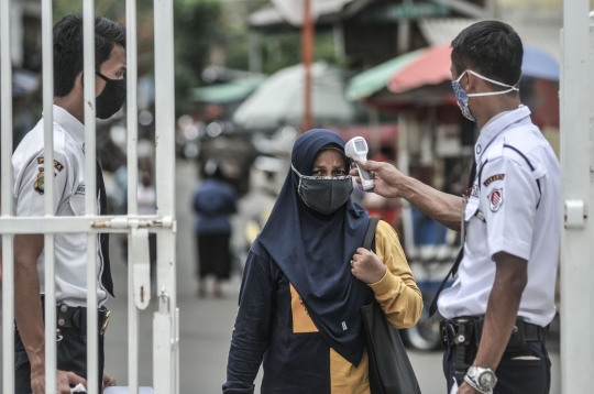 Suasana Penyaluran KJP Plus Tahap Dua di Matraman