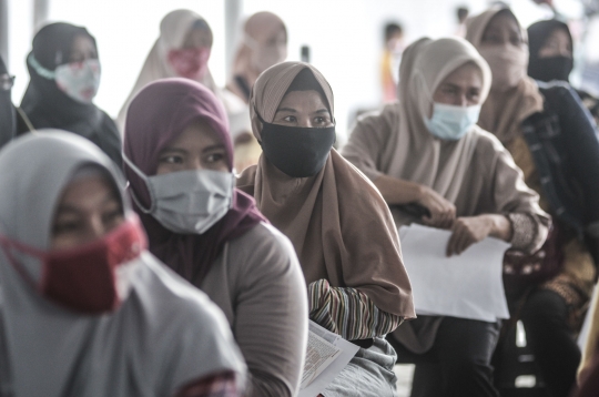 Suasana Penyaluran KJP Plus Tahap Dua di Matraman