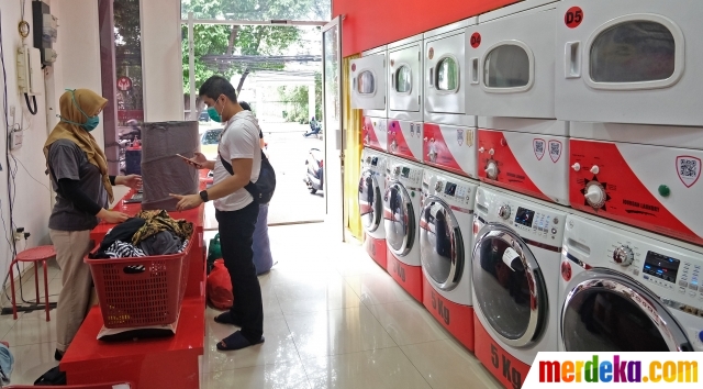 Sejak tiga bulan terakhir omset meraka kembali membaik dan mengalami peningkatan sebesar 20-30 persen.