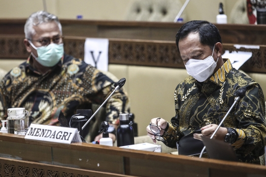 Mendagri, KPU dan DPR Bahas Pilkada Serentak 2020