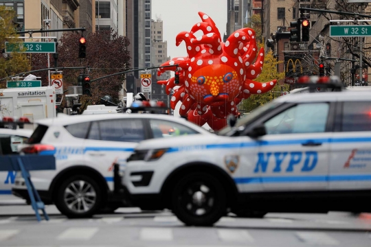 Dilanda Pandemi, Parade Balon Raksasa Thanksgiving di AS Tetap Berjalan