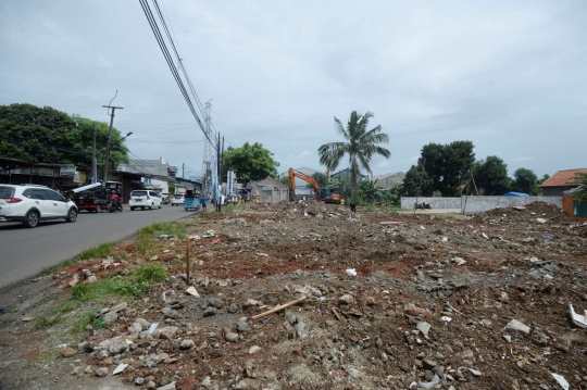 Memantau Pelebaran Jalan dan Pembangunan Alun-Alun Kota Tangsel