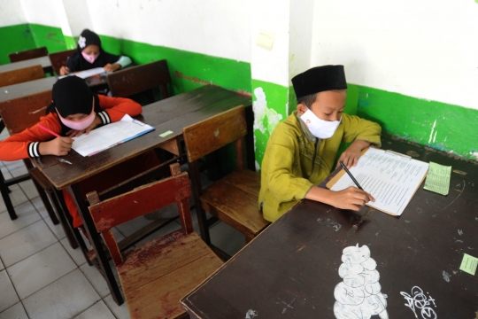 Ujian Semester dengan Menerapkan Protokol Kesehatan