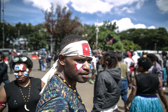Aksi Mahasiswa Papua Sebelum Dibubarkan Polisi di Monas