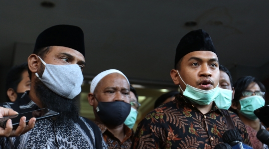 Habib Rizieq Batal Datang ke Polda Metro Jaya, Kuasa Hukum Beri Keterangan