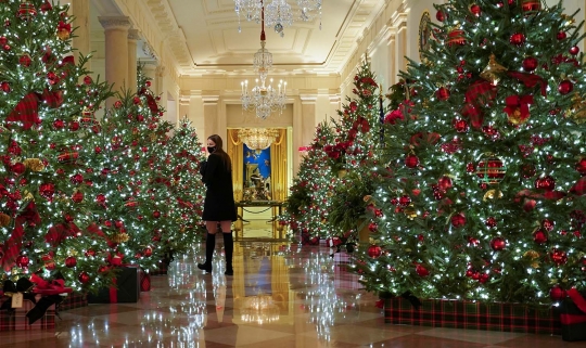 Menyusuri Indahnya Dekorasi Natal di Gedung Putih