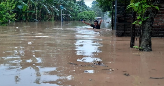 Hujan Deras Semalaman, Dusun di Jombang Banjir 1 Meter