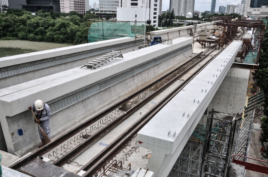 Progres LRT Jabodebek Capai 80 Persen