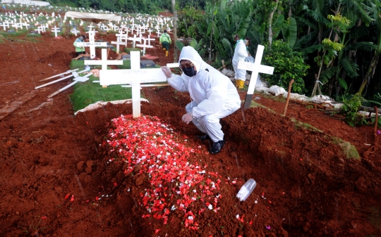 Pemakaman Korban Covid-19 di Pondok Ranggon Sudah Penuh