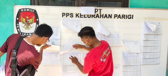 Jelang Pilkada Tangerang Selatan, Warga Mulai Cek DPT