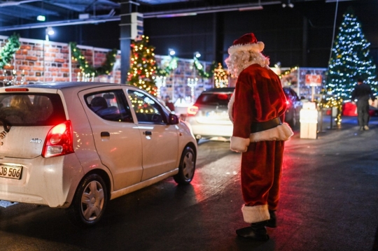 Bekas Reaktor Nuklir di Jerman Disulap Jadi Pasar Natal Drive-In