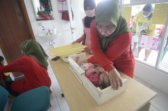 Reaksi Anak-Anak Saat Divaksin Campak Hingga Polio