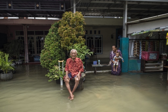 Banjir Rendam Puluhan Desa di Gresik