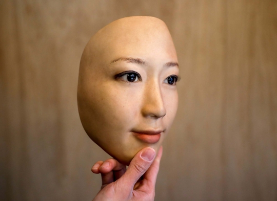 Super Realistik, Pria Jepang Bikin Topeng Mirip Wajah Asli