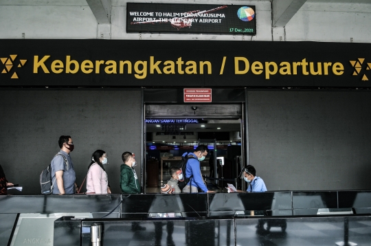 Mulai Besok, Penumpang Pesawat Wajib Swab Antigen Sebelum Keluar Masuk Jakarta