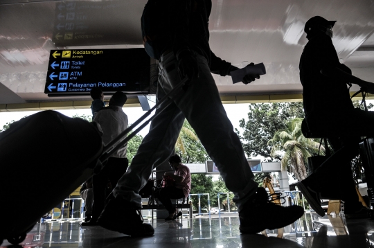 Mulai Besok, Penumpang Pesawat Wajib Swab Antigen Sebelum Keluar Masuk Jakarta