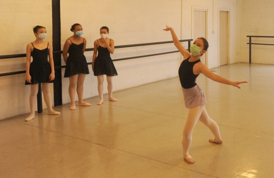 Pertunjukan Ballet Virtual Saat Pandemi