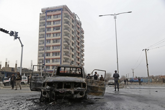 Serangan Bom Mobil Sasar Anggota Parlemen Afghanistan, 9 Tewas