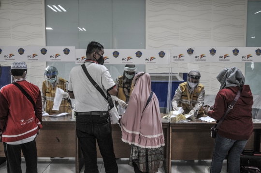 Pemeriksaan Surat Rapid Test bagi Penumpang Kapal