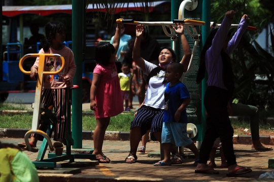 Mengabaikan Protokol Kesehatan di Taman Waduk Pluit