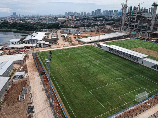 Penampakan Lapangan Latih Jakarta International Stadium Usai Diresmikan