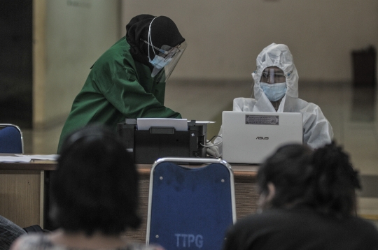 Tes Antigen Penumpang Bus AKAP