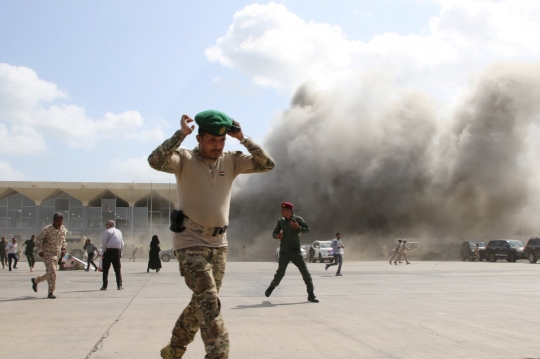 Ledakan Hantam Bandara Aden di Yaman