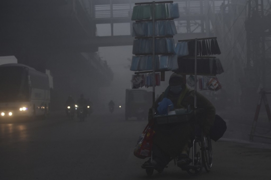 Kabut Tebal Selimuti Pakistan