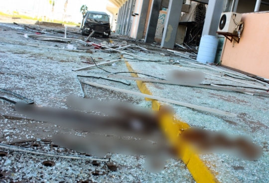 Kerusakan Parah Usai Ledakan dan Rentetan Tembakan di Bandara Yaman