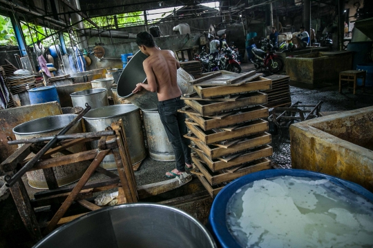 Harga Kedelai Melonjak, Pabrik Tahu dan Tempe Mogok