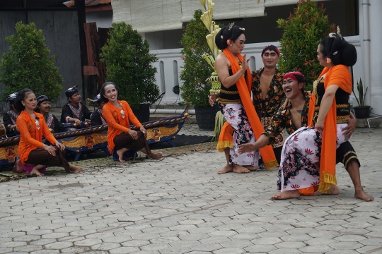 Badhutan, Pencair Suasana Pagelaran Lengger