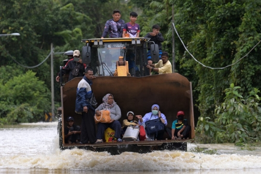 Ribuan Orang Dievakuasi Akibat Banjir Parah Landa Malaysia