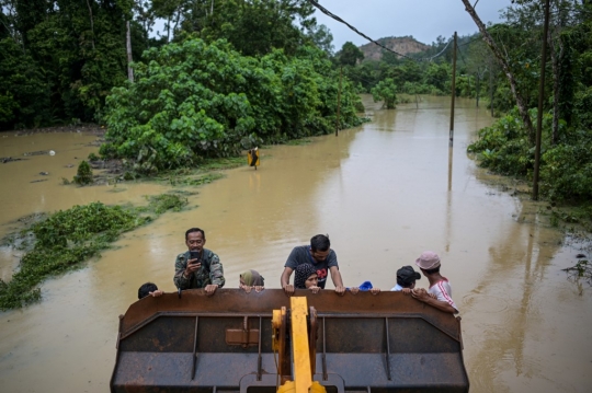 Ribuan Orang Dievakuasi Akibat Banjir Parah Landa Malaysia